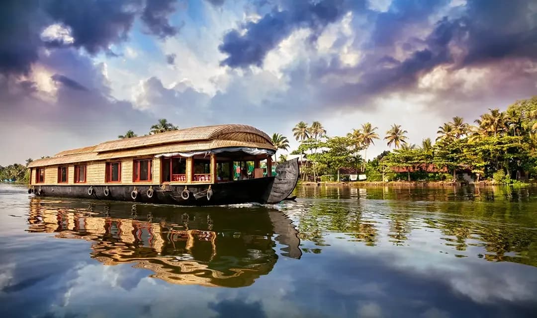 Kerala & The Maldives